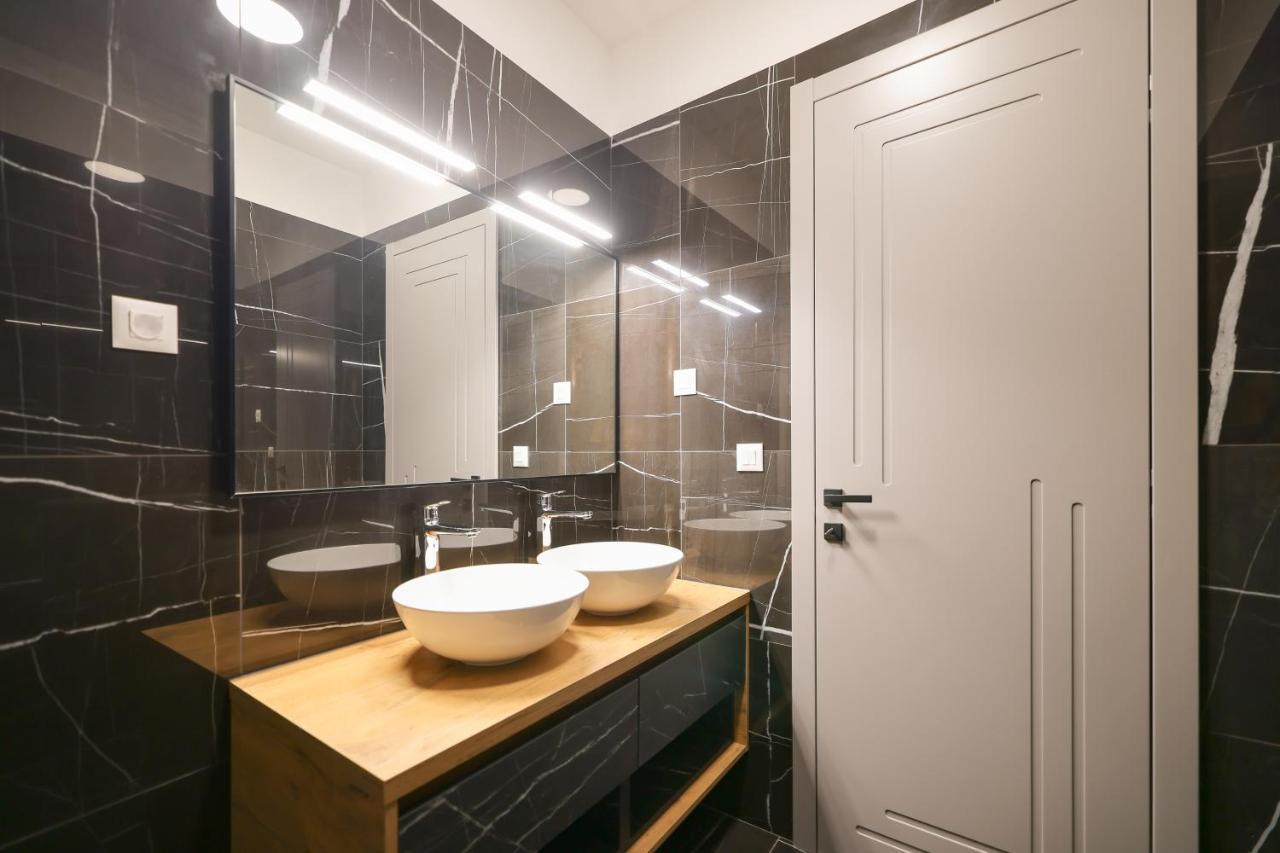 Rhapsody In Green - Luxury Villa In Zadar Crno Zewnętrze zdjęcie